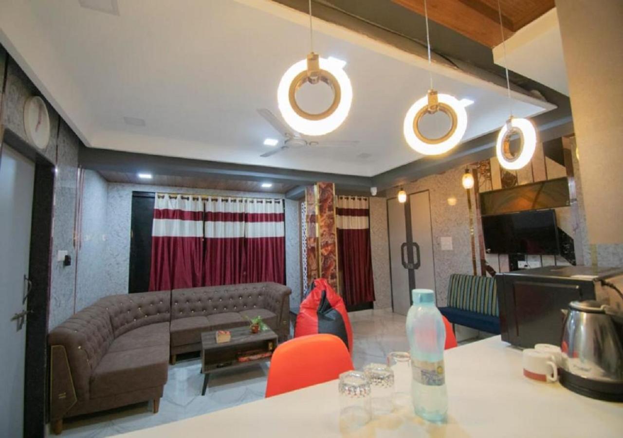 Tatva Villa , 로나발라 외부 사진